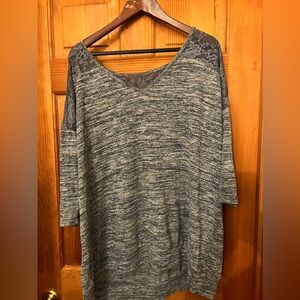 Torrid Super Soft Lace-Back Shirt Size 3